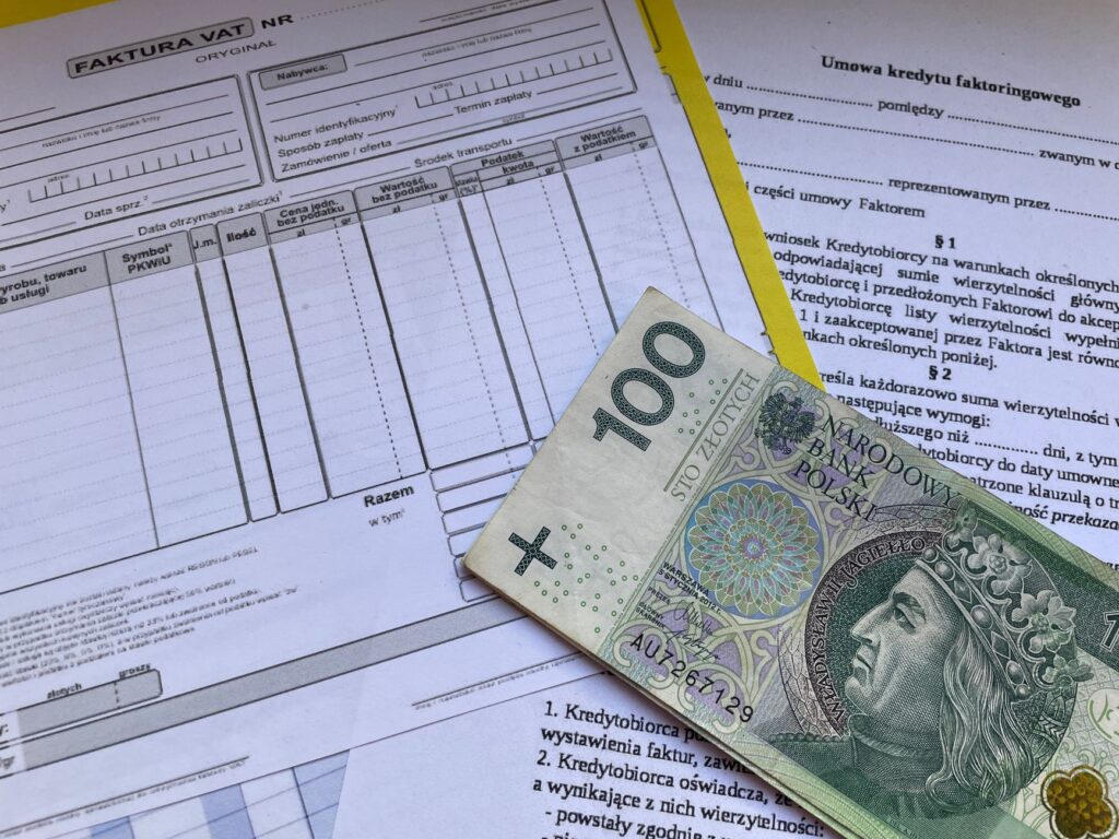 Wypowiedzenie zmieniające warunki pracy i płacy: co zrobić w razie odmowy